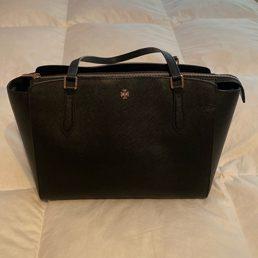 Tory Burch black purse/shoulder bag w/gold logo & zippers - like new!